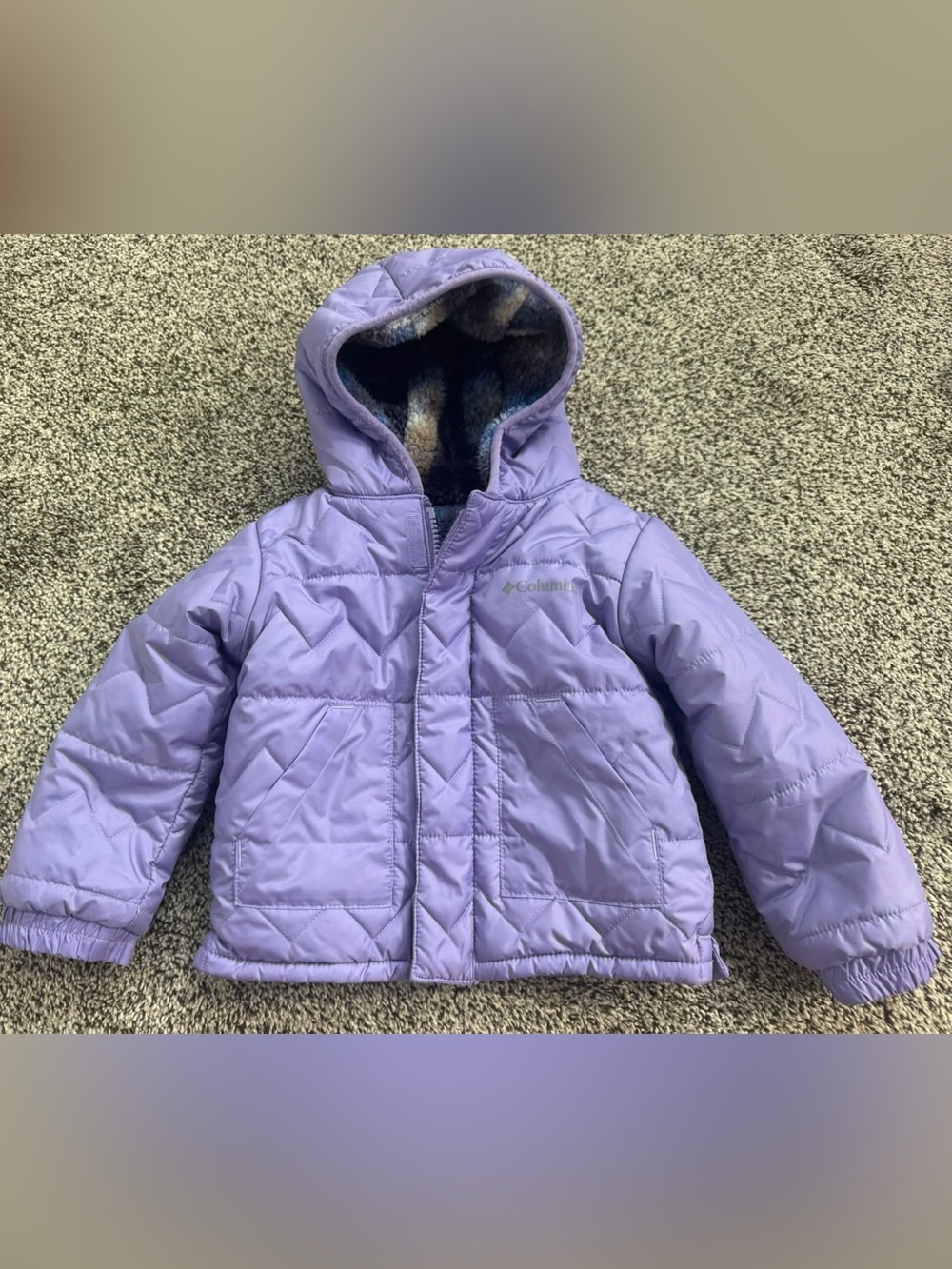 Columbia size 2T